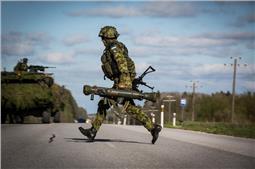 Nga chấm dứt mọi hợp tác với NATO